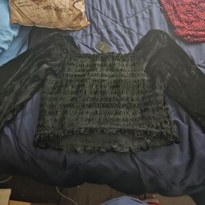 Never worn black velvet crop top torrid size 3 new with tags